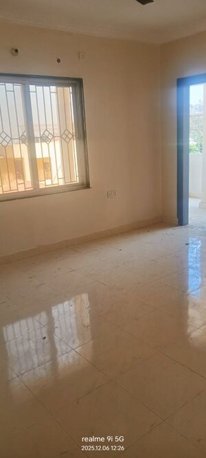 Room in 3 BHK Apartment at Morabadi – for Sale