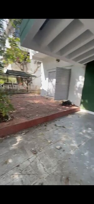 Swimming Pool in 5 BHK Independent House at Lunawat 9 Abhimanshri, Aundh – for Rent