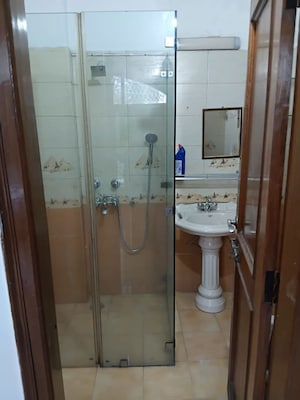 Bathroom in 5 BHK Independent House at RWA Apartments Sector 50, Sector 50 – for Rent