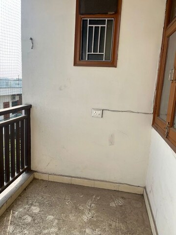 Balcony in 2 BHK Builder Floor at Vasundhara Sector 9 – for Sale