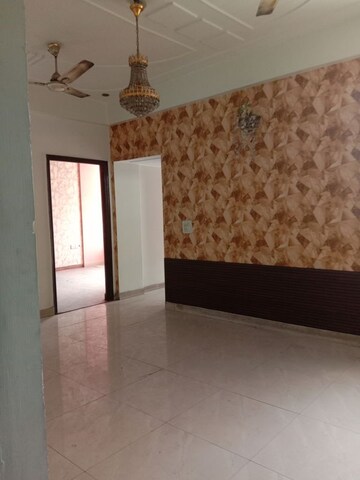 Room in 2 BHK Apartment at Panchsheel Sps Residency, Ahinsa Khand 2 – for Rent