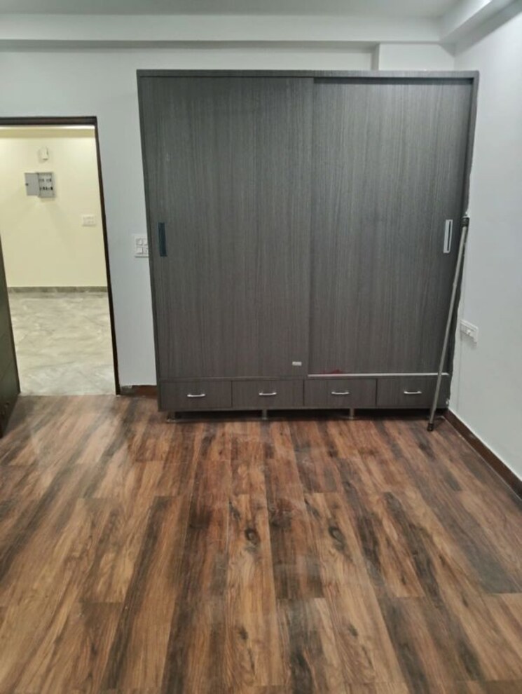 Room, ansal-plaza-sector-23 2 Bedroom 1000 Sq.Ft. Builder Floor In Sector 23 Gurgaon 9997983