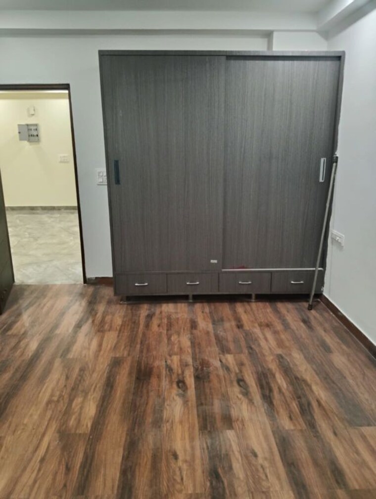 Room, ansal-plaza-sector-23 2 Bedroom 1000 Sq.Ft. Builder Floor In Sector 23 Gurgaon 9997983