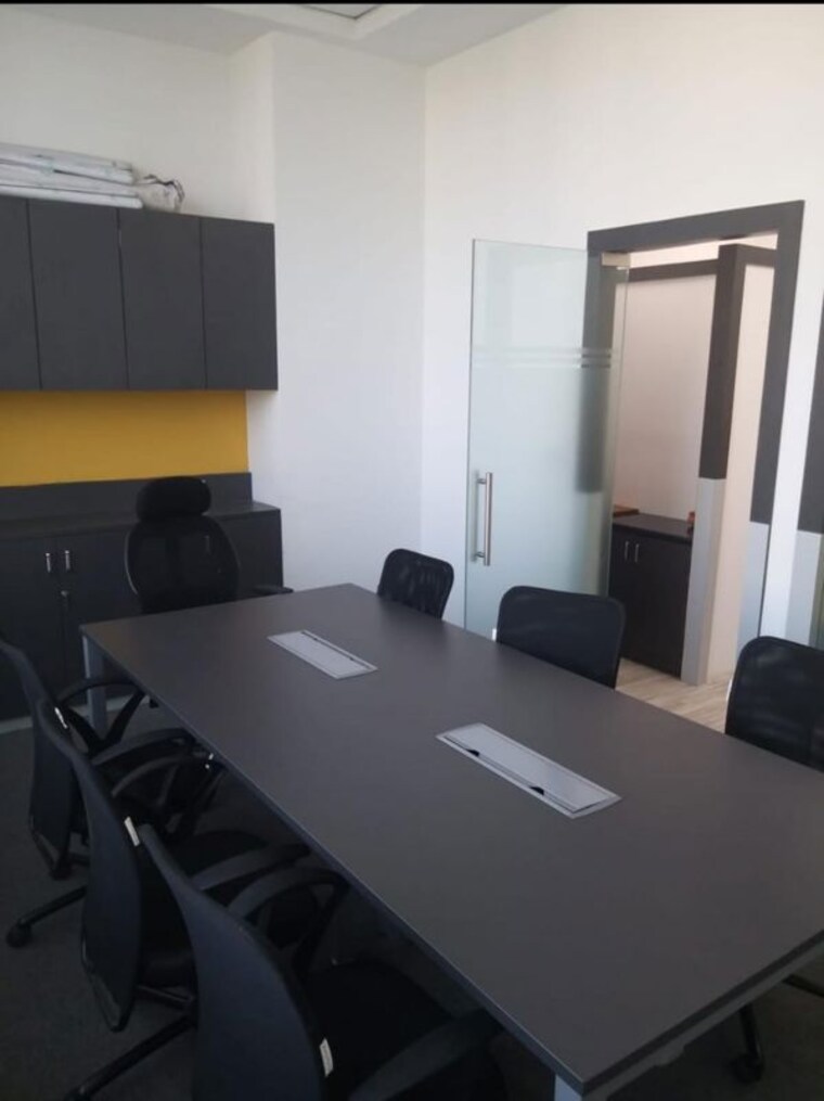 Team Area, nibr-1-aerocity Commercial Office Space 958 Sq.Ft. In Sakinaka Mumbai 9998061