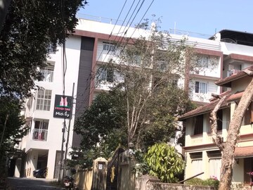 2 BHK Apartment For Sale in Vazhuthacaud