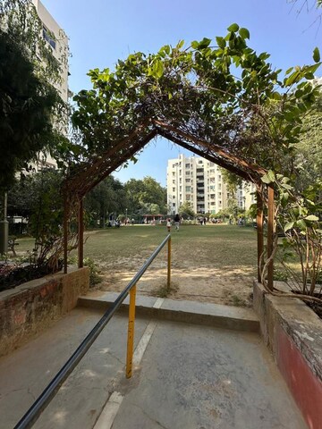 Balcony in 3 BHK Builder Floor at Sheikh Sarai – for Rent