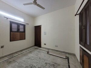 3 BHK Builder Floor For Rent in Sheikh Sarai