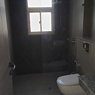 Bathroom in 3.5 BHK Apartment at Shalimar One World Belvedere Court 3, Malesemau – for Rent
