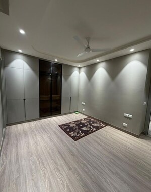 3 BHK Apartment For Rent in BPTP Amstoria, Sector 102