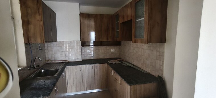 Kitchen, amrapali-crystal-homes 3 Bedroom 1700 Sq.Ft. Apartment In Sector 76 Noida 9998279