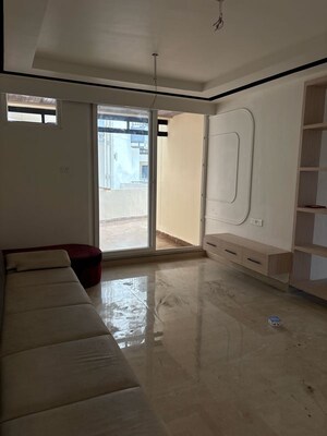 Room in 4 BHK Apartment at Ratan Galaxy, Lalbagh – for Sale