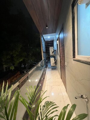 Balcony in 1 RK Builder Floor at Vipul Square, Sushant Lok I – for Rent
