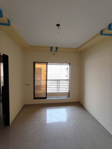 Room in 1 BHK Apartment at Saurabh Crystal Pallazo, Nalasopara West – for Rent