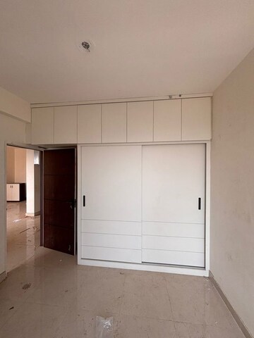 Room in 2 BHK Apartment at Signature The Millennia 2, Sector 37d – for Sale