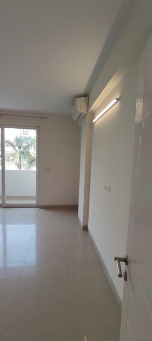 3 BHK Apartment For Rent in Emaar Emerald Floors Premier, Sector 65