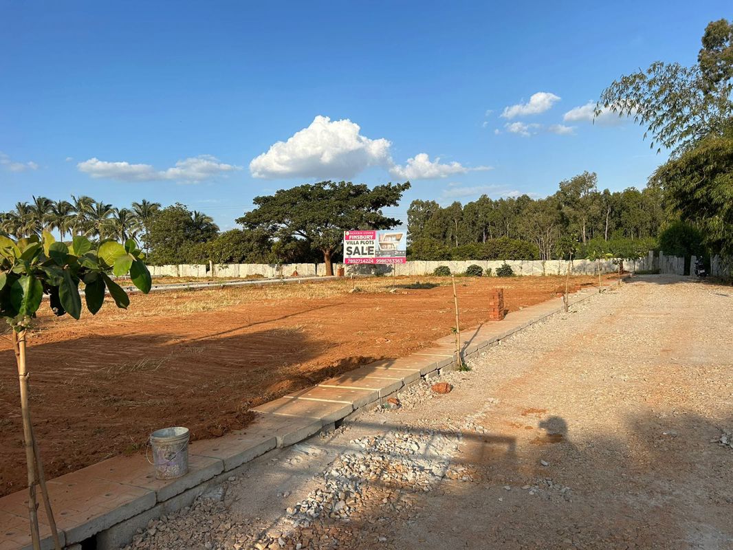 Plot For Sale in Budigere Cross