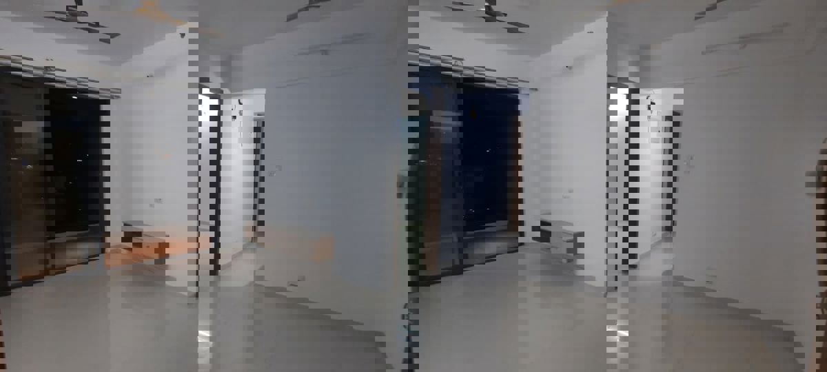 3 BHK + Store Room 1500 Sq.Ft. Apartment in Majestique Signature Towers Phase 1