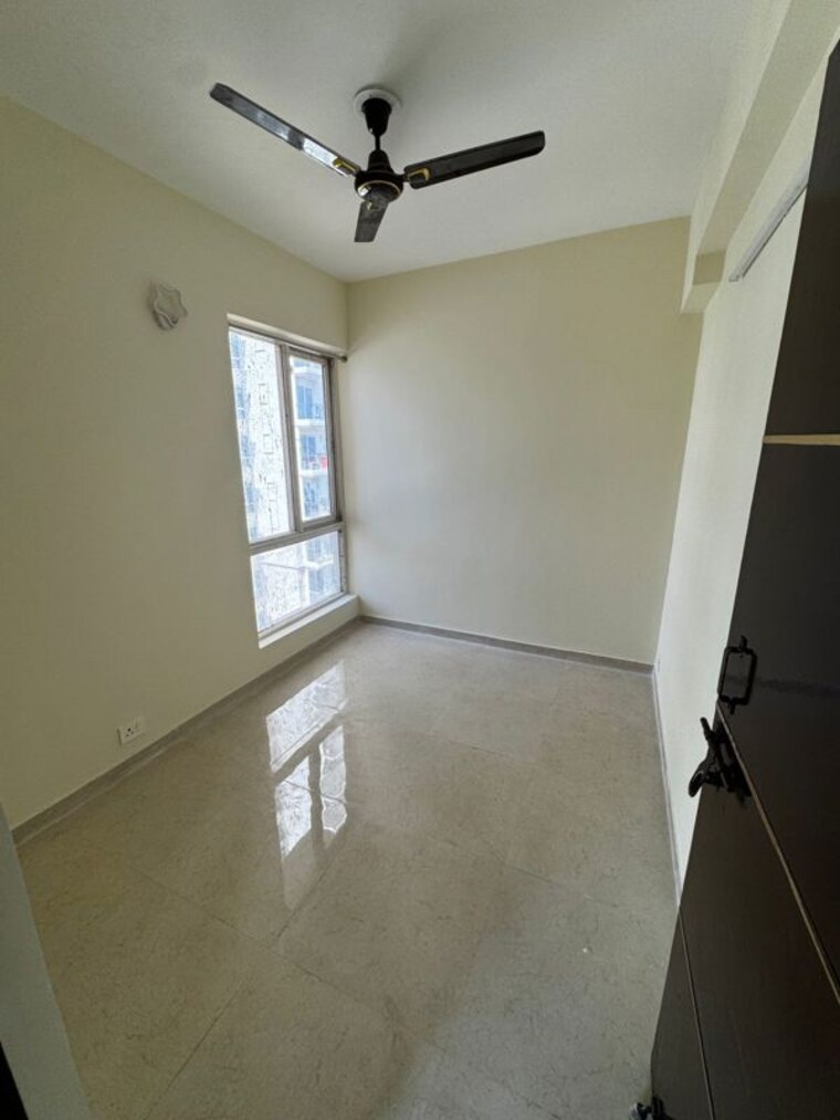 Room, signature-the-millennia-3 2 Bedroom 661 Sq.Ft. Apartment In Sector 37d Gurgaon 9998616