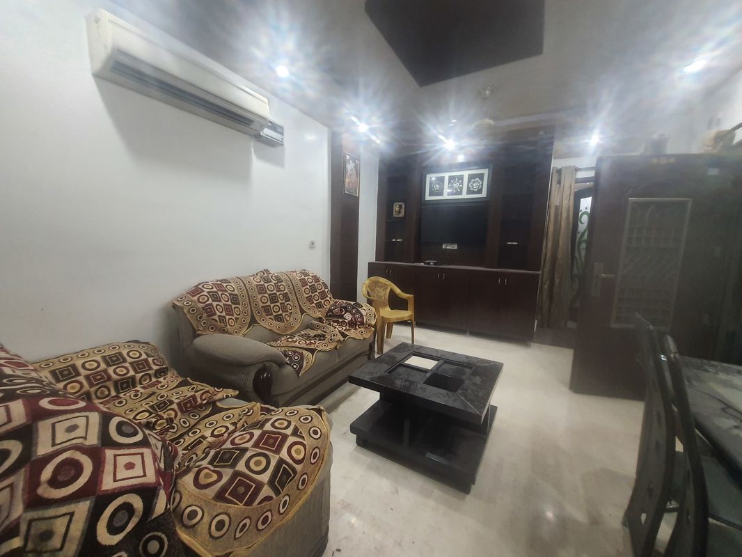 3 BHK + Extra Room Builder Floor For Sale in Karol Bagh