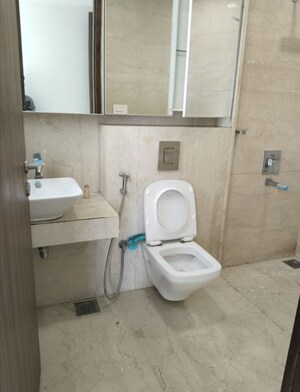 Bathroom in 1 BHK Apartment at Lower Parel – for Rent