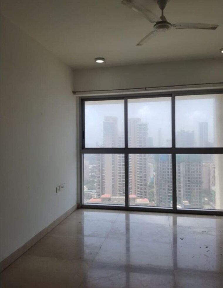 Room, lower parel 1 Bedroom 470 Sq.Ft. Apartment In Lower Parel Mumbai 9998645