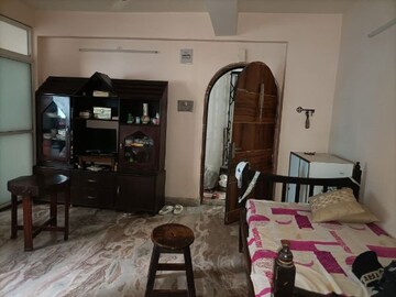 1.5 BHK Villa For Rent in Park Circus