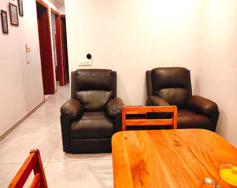 6 BHK + Servant Room Independent House For Sale in Jodhpur Park
