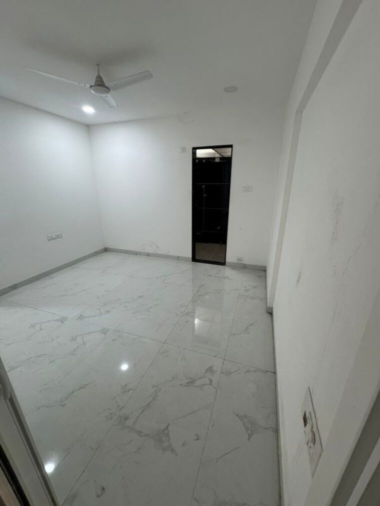 Room, sneh-paradise 2 Bedroom 850 Sq.Ft. Apartment In Paud Road Pune 9998755