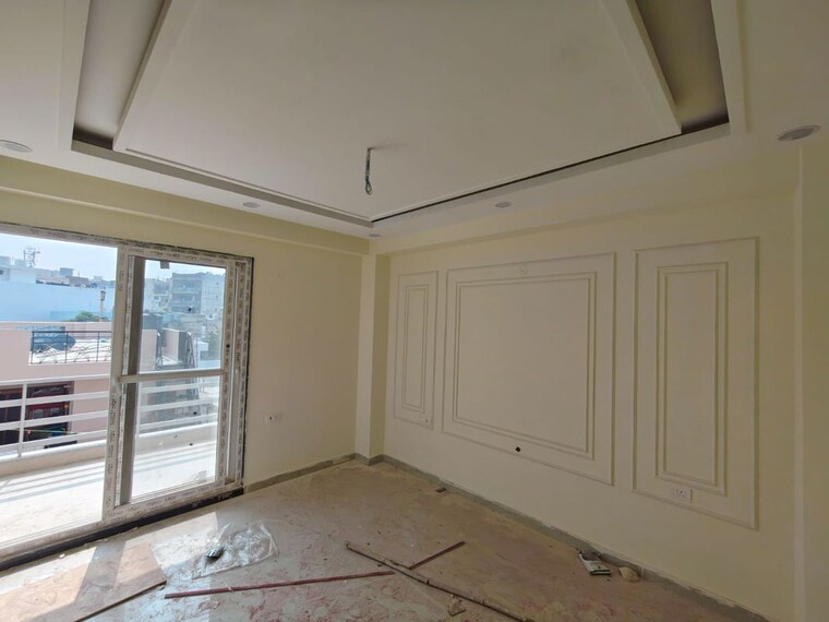 Room, sector 7 3 Bedroom 2250 Sq.Ft. Builder Floor In Sector 7 Gurgaon 9998749