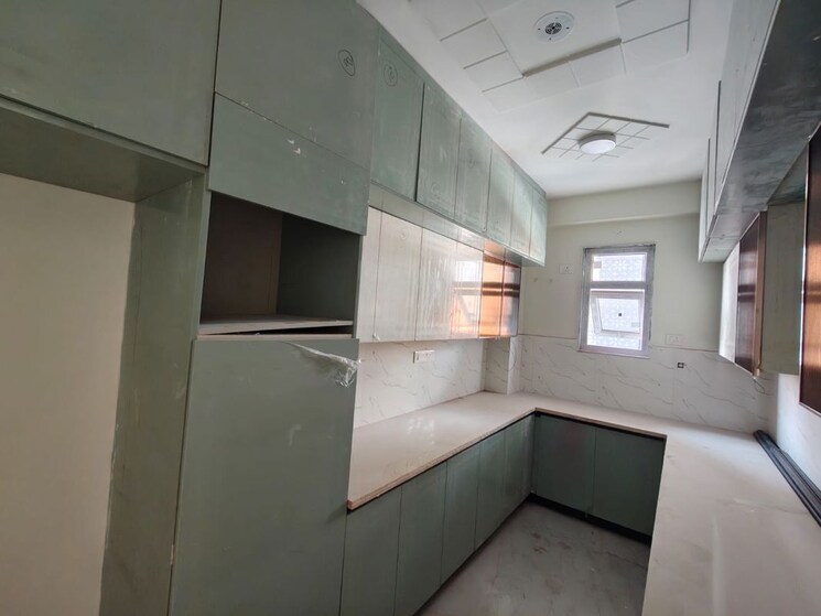 Kitchen, sector 7 3 Bedroom 2250 Sq.Ft. Builder Floor In Sector 7 Gurgaon 9998749