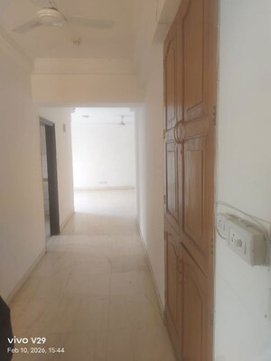 3 BHK Apartment For Rent in DLF Richmond Park, Sector 43