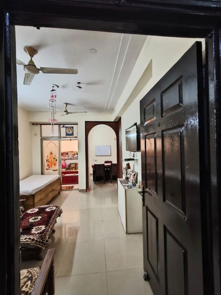Kitchen, lajpat nagar ii 2 Bedroom 832 Sq.Ft. Builder Floor In Lajpat Nagar ii Delhi 9998505