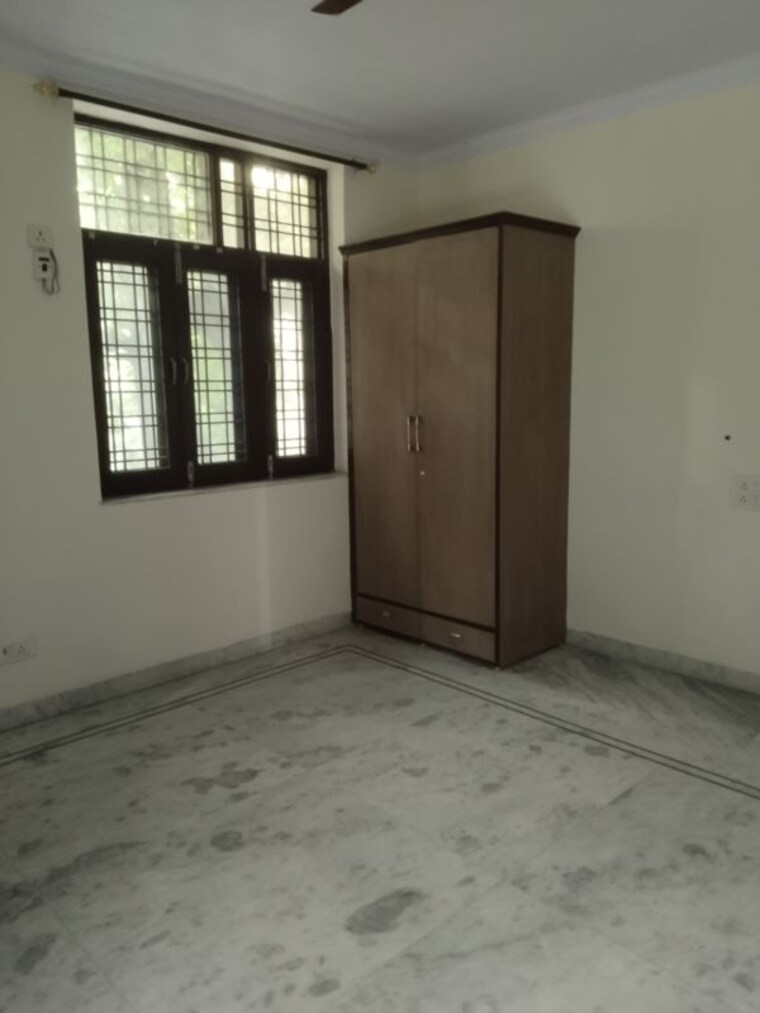 Room, sarita-vihar-pocket-j-rwa 4 Bedroom 2020 Sq.Ft. Apartment In Sarita Vihar Delhi 9553069