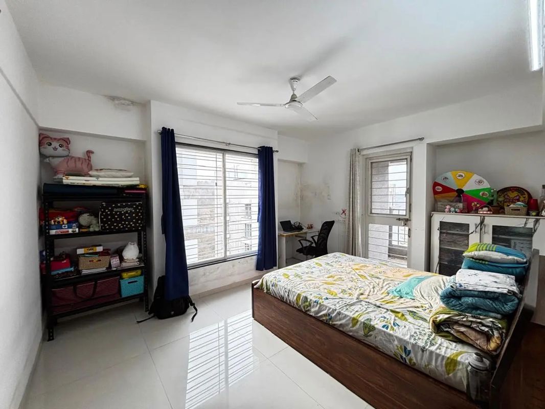 2 BHK Apartment For Rent in Vanraj Apartment
