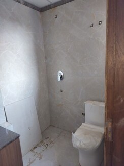 3.5 BHK + Servant Room Apartment For Rent in Dwarka