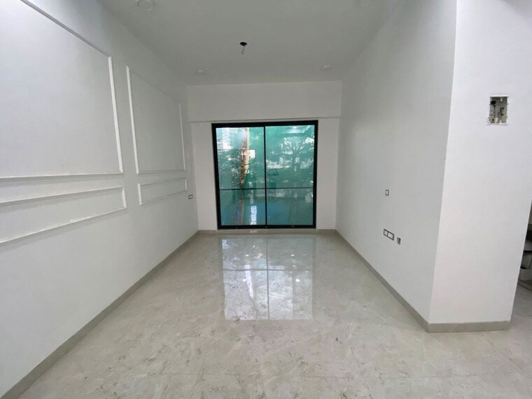Room, dadar west 3 Bedroom 973 Sq.Ft. Apartment In Dadar West Mumbai 9998844