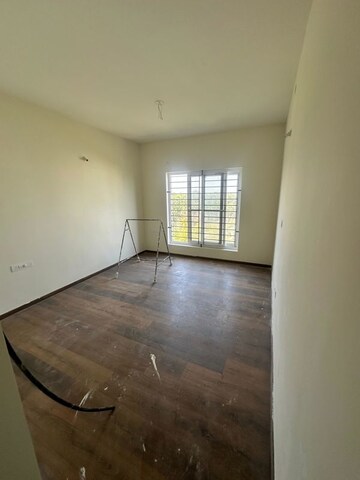 Room in 3 BHK Apartment at Century Horizon, Jakkuru – for Sale