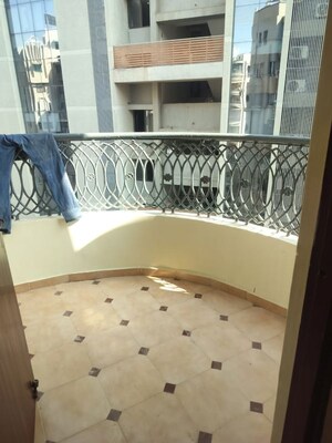 Balcony in 4 BHK Apartment at Thaltej – for Rent
