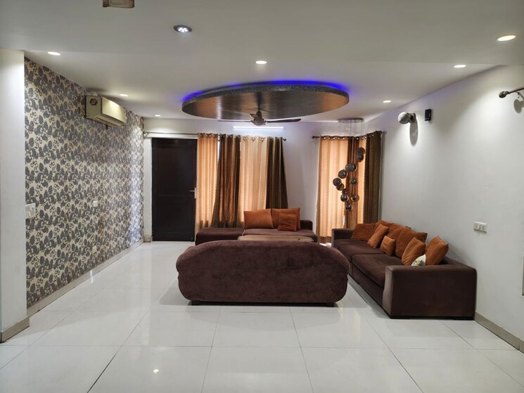 Living Room, sector 4 4 Bedroom 4725 Sq.Ft. Builder Floor In Sector 4 Gurgaon 9998808