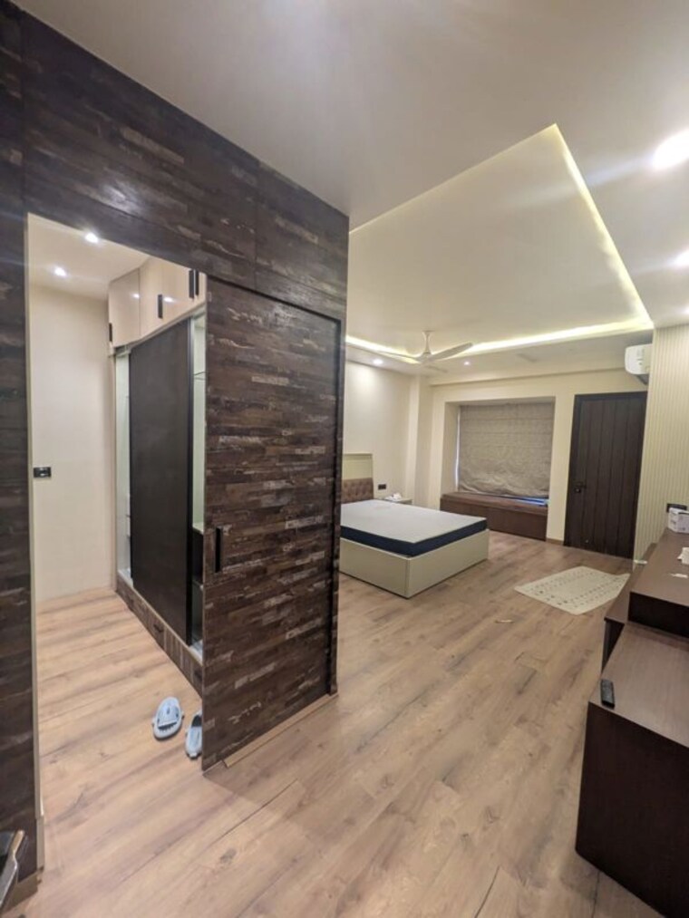 Bedroom, sushant lok i 3 Bedroom 2200 Sq.Ft. Builder Floor In Sushant Lok I Gurgaon 9999166