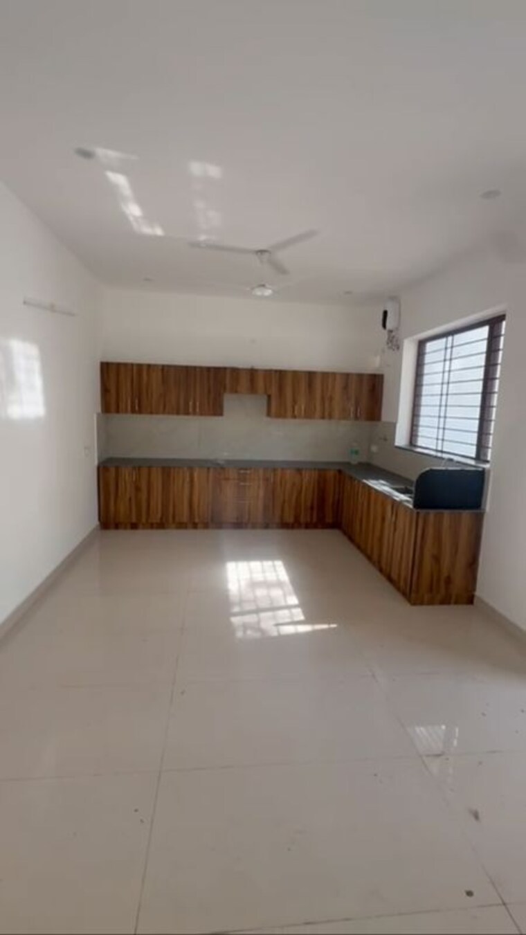 Kitchen, islampur 2 Bedroom 1933 Sq.Ft. Independent House In Islampur Gurgaon 9999012
