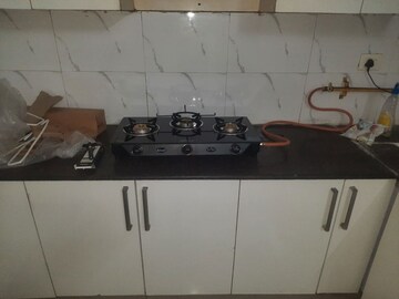 Kitchen in 1 RK Apartment at Varun Enclave, Sector 28 – for Rent