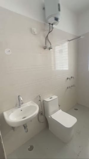 Bathroom in 2 BHK Independent House at Islampur – for Rent