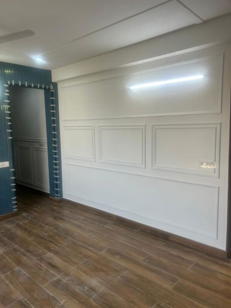Room, emaar-mgf-emerald-hills 3 Bedroom 1380 Sq.Ft. Apartment In Sector 65 Gurgaon 9999209