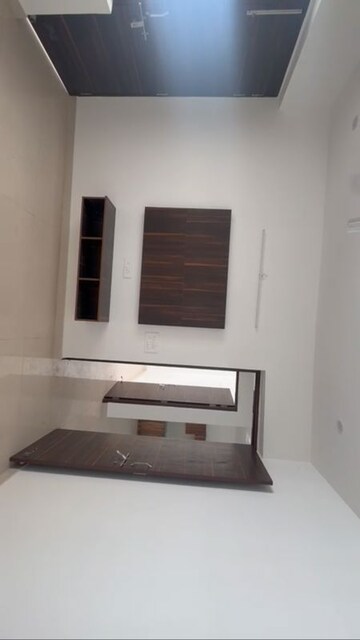 Furnished Amenities in 2 BHK Independent House at Islampur – for Rent