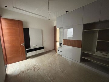 Room in 3 BHK Villa at Sector 125 – for Sale