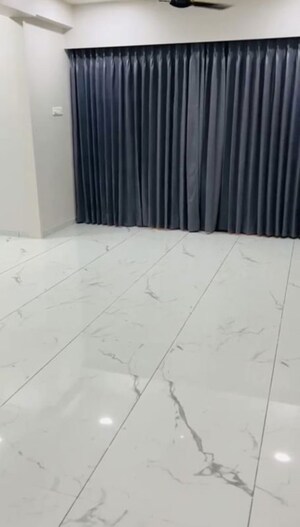 Room in 3 BHK Apartment at Althan – for Rent