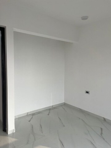 Room in 1 BHK Apartment at Godrej Urban Park, Chandivali – for Rent