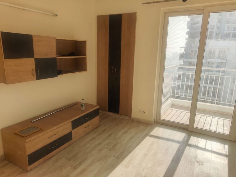 Room, chd-avenue-71 3 Bedroom 1802 Sq.Ft. Apartment In Sector 71 Gurgaon 9999474