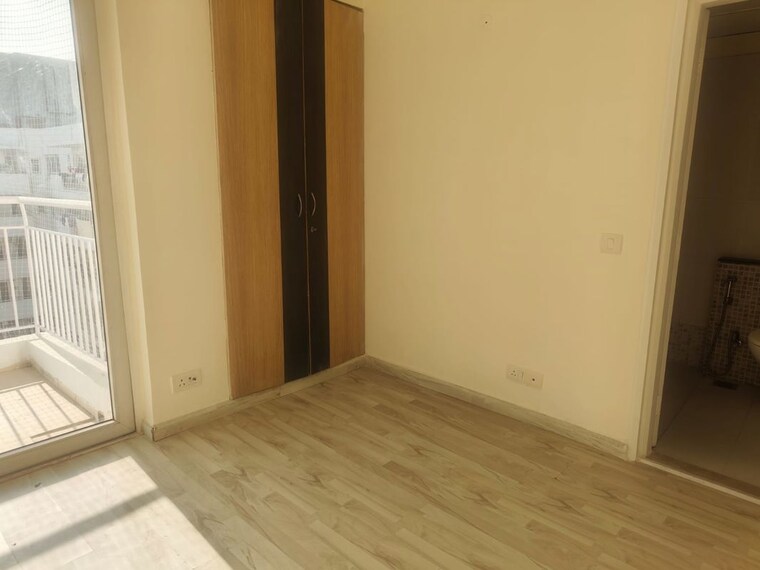 Room, chd-avenue-71 3 Bedroom 1802 Sq.Ft. Apartment In Sector 71 Gurgaon 9999474